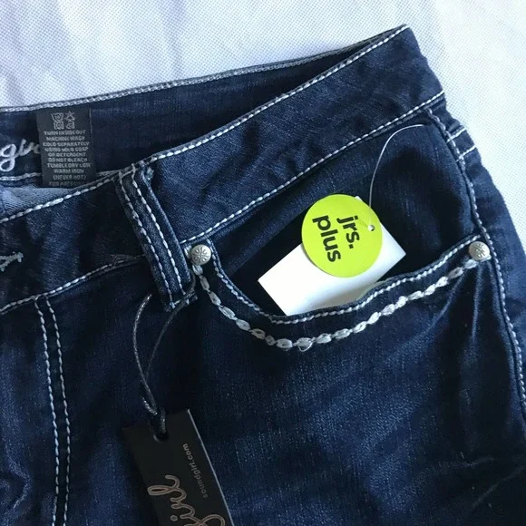 SoundGirl Size 16 Embellished Denim Jeans Fleur de lys Juniors Plus NEW - Picture 7 of 9